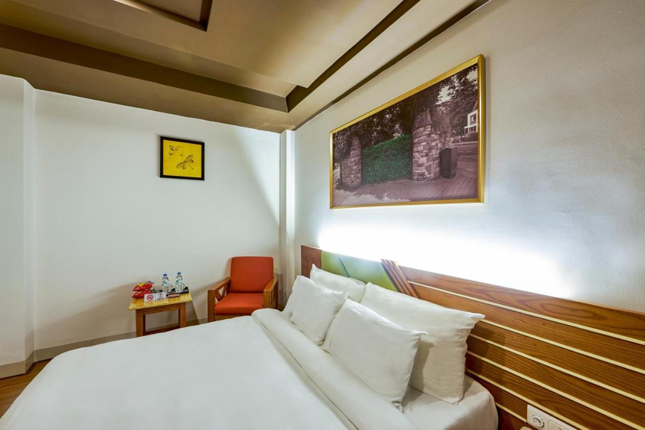 The Noble Swan Hotel Saigon Ho-Chi-Minh-Stadt Exterior foto
